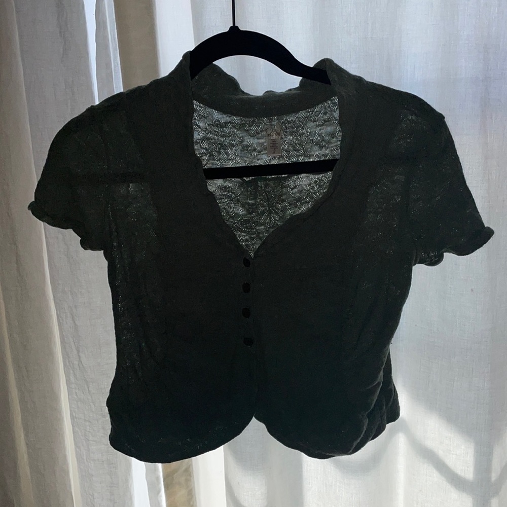 Cropped button down knit front side top from kimchi & blue.